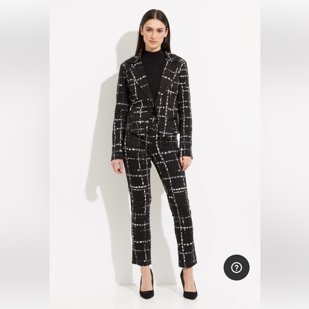 JOSEPH RIBKOFF Black and White Checkered/plaid Pantsuit. Blazer: 10, Pants: 6.